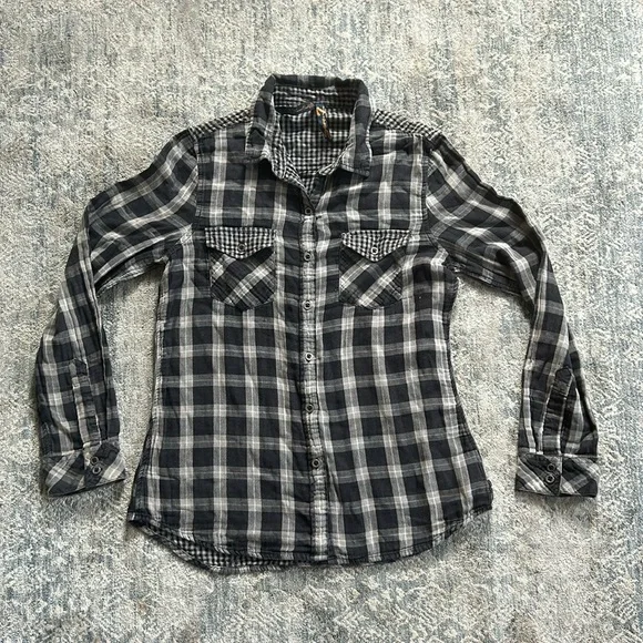 Seven7 Plaid Button Down Shirt - Picture 1 of 3